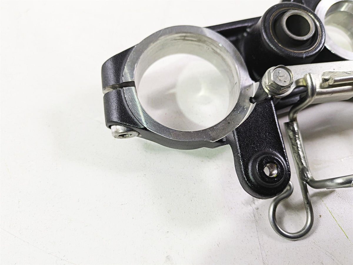 2021 Kawasaki Z900 ZR900 Upper Triple Tree Steering Clamp 44039-0167-18R {{ shop.shopifyCountryName }} - Mototech271