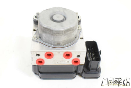 2016 Yamaha R1 YZFR1 S Abs Module Brake Pressure Pump 2CR-85930-09-00 {{ shop.shopifyCountryName }} - Mototech271