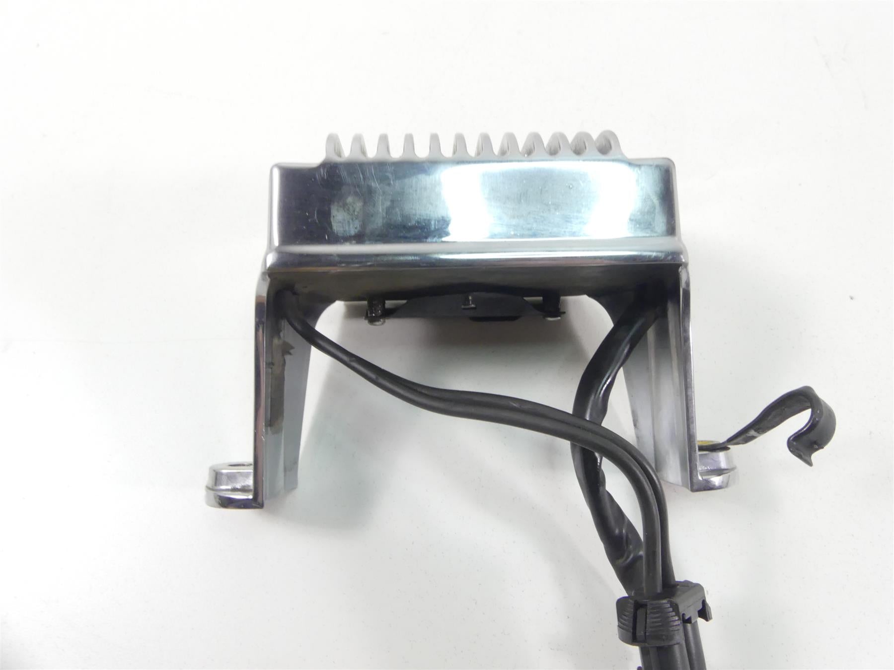 2004 Harley FLHTC SE CVO Electra Glide Rectifier Voltage Regulator 74622-04 {{ shop.shopifyCountryName }} - Mototech271