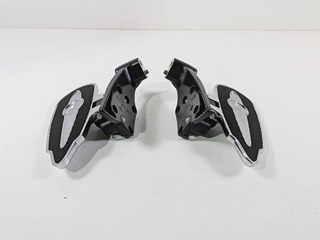 2015 Indian Chieftain Rear Passenger Floor Board & Mount Set 1020122 1020121-Mototech271