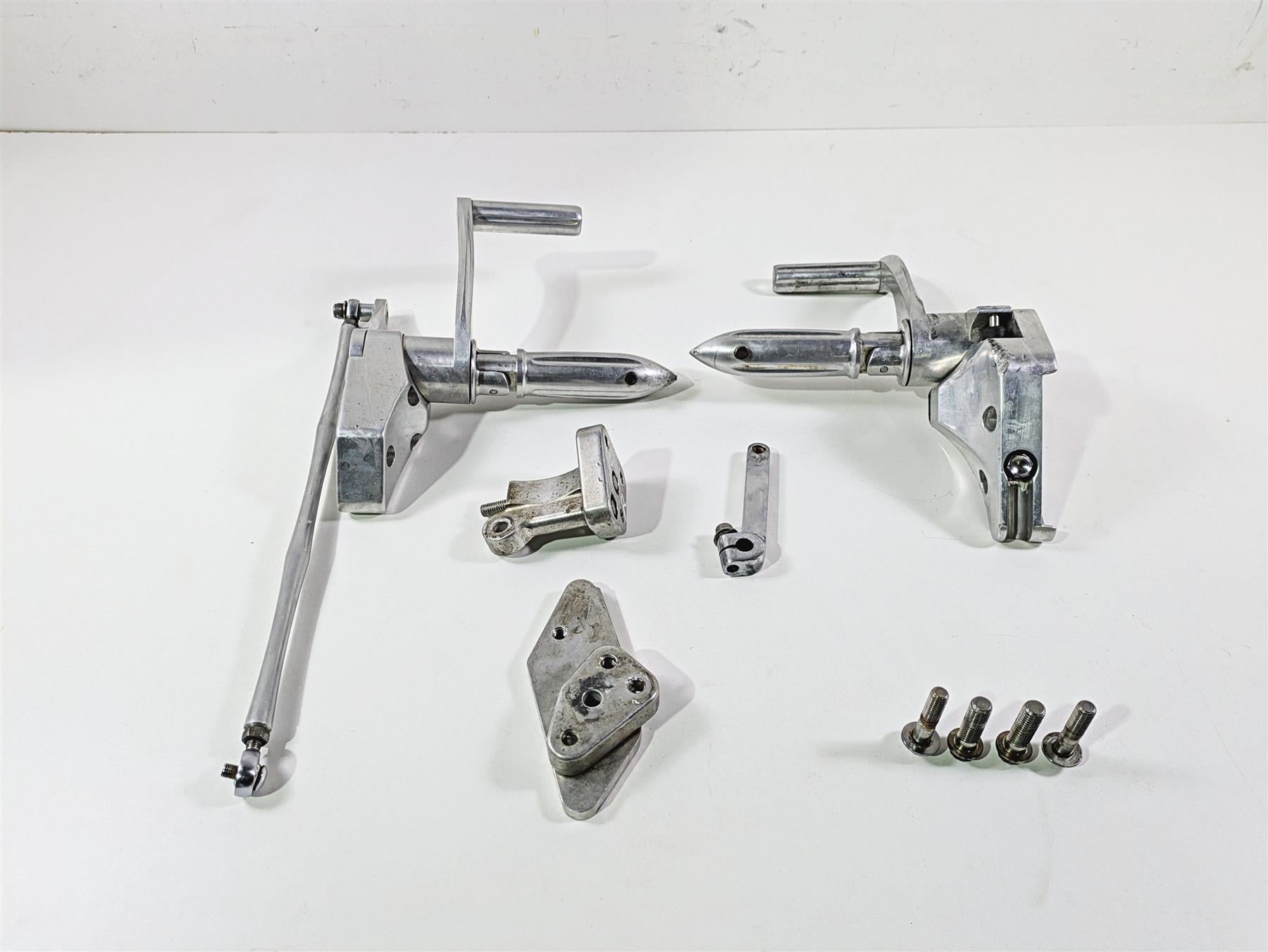 2004 Big Dog Chopper Left Right Footpeg Lever Pedals 162-000001-02 162-000002-02 {{ shop.shopifyCountryName }} - Mototech271