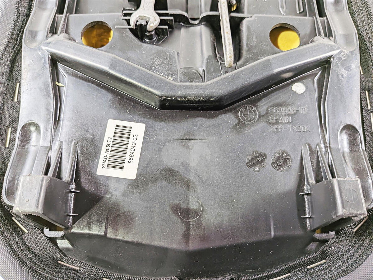 2015 BMW R1200GS K50 Rear Passenger Unheated Seat Saddle 52538532739 {{ shop.shopifyCountryName }} - Mototech271