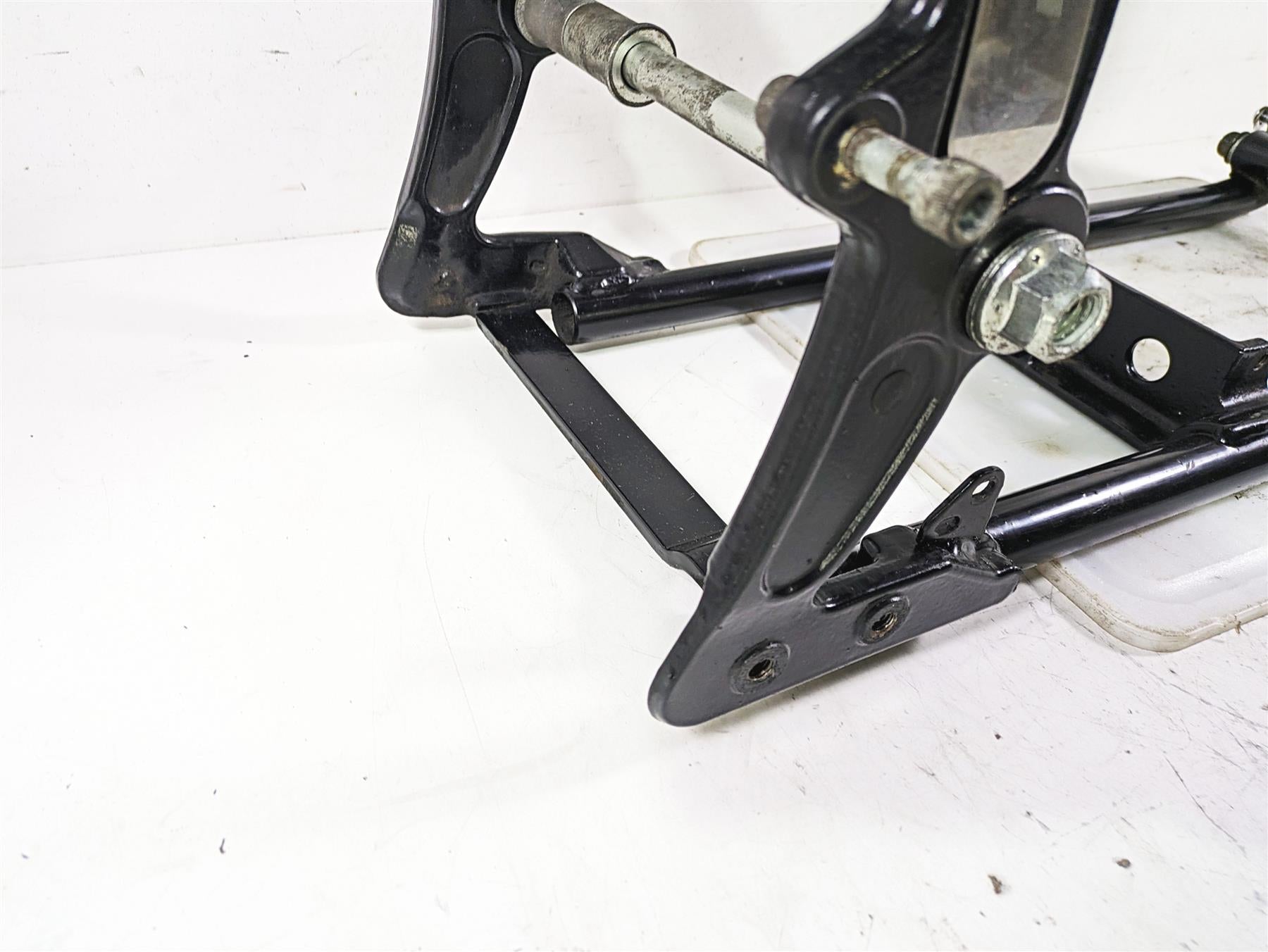 2002 Harley FLSTC Softail Heritage Classic Straight Main Frame Chassis With Clear Texas Title with Salvage History 47008-00C {{ shop.shopifyCountryName }} - Mototech271
