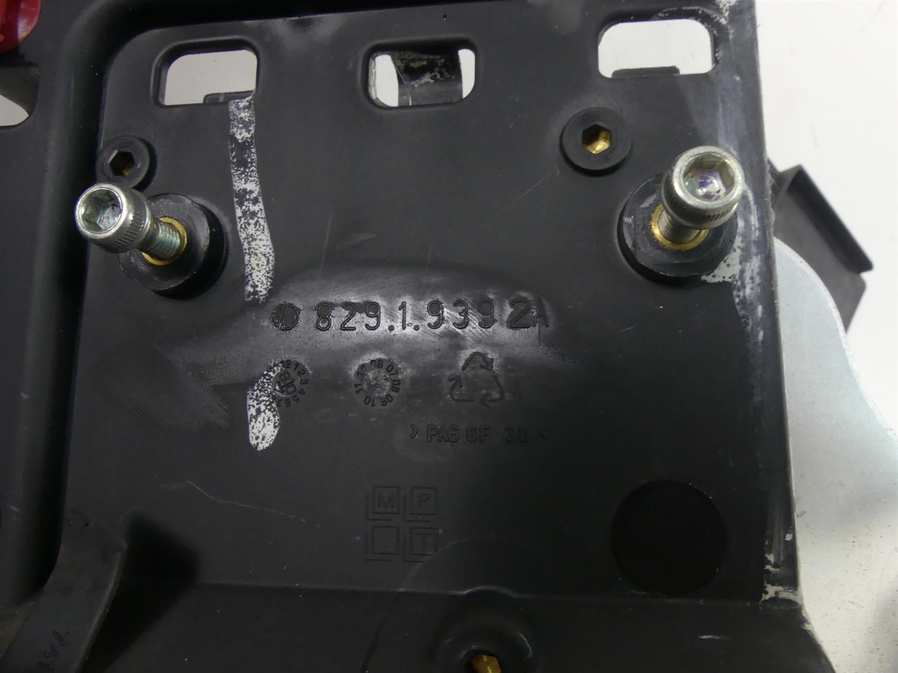 2008 Ducati 1098 S Battery Carrier Electrical Stay Holder Set - Read 82919392A {{ shop.shopifyCountryName }} - Mototech271
