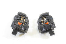Load image into Gallery viewer, 2017 Indian Chieftain Dark Horse Front Brake Caliper Set 1912390 1912391 | Mototech271
