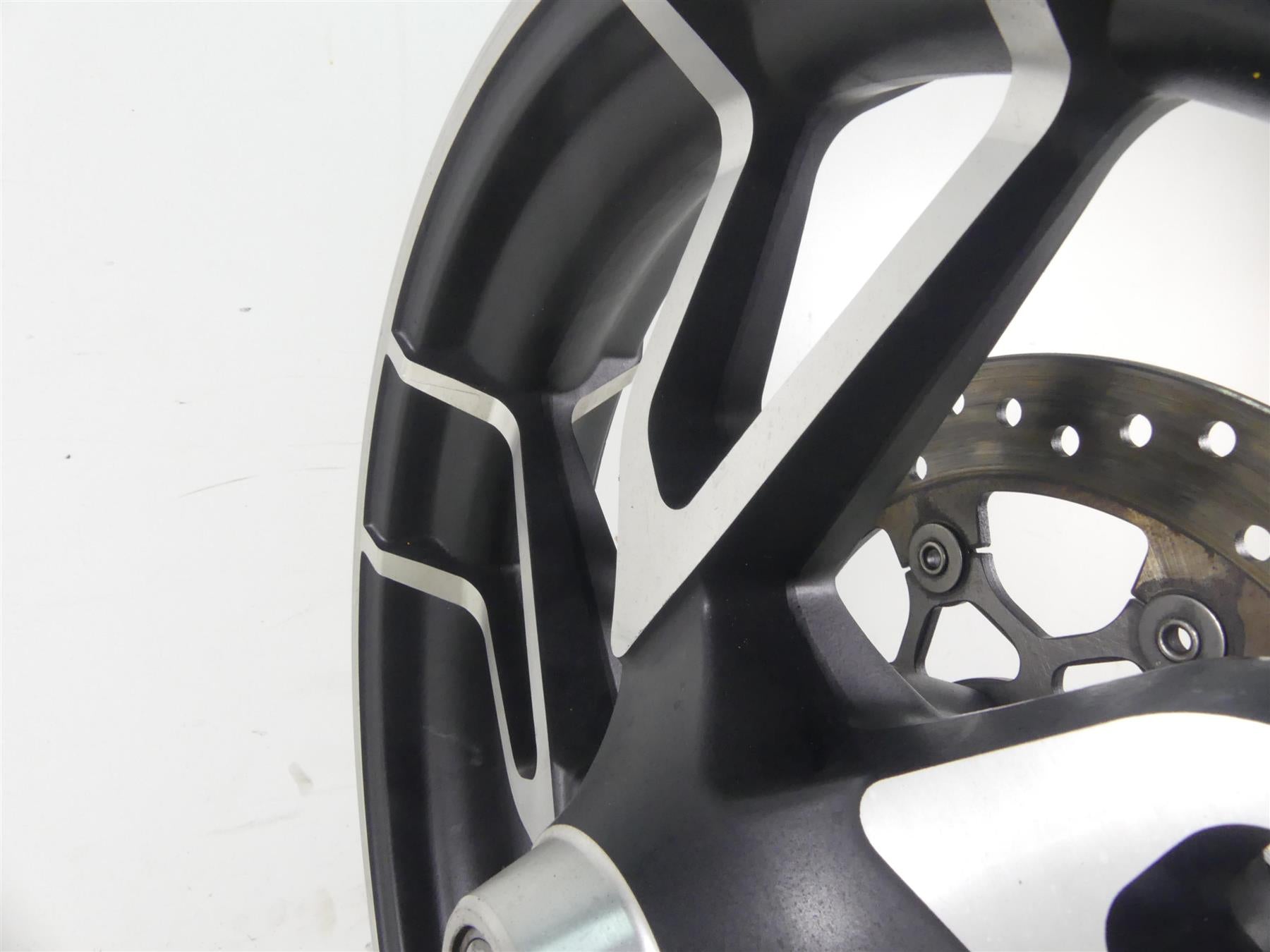 2021 Harley Softail FLSB Sport Glide 18x3.5 Front Wheel Rim 10 Spoke 43300450 {{ shop.shopifyCountryName }} - Mototech271