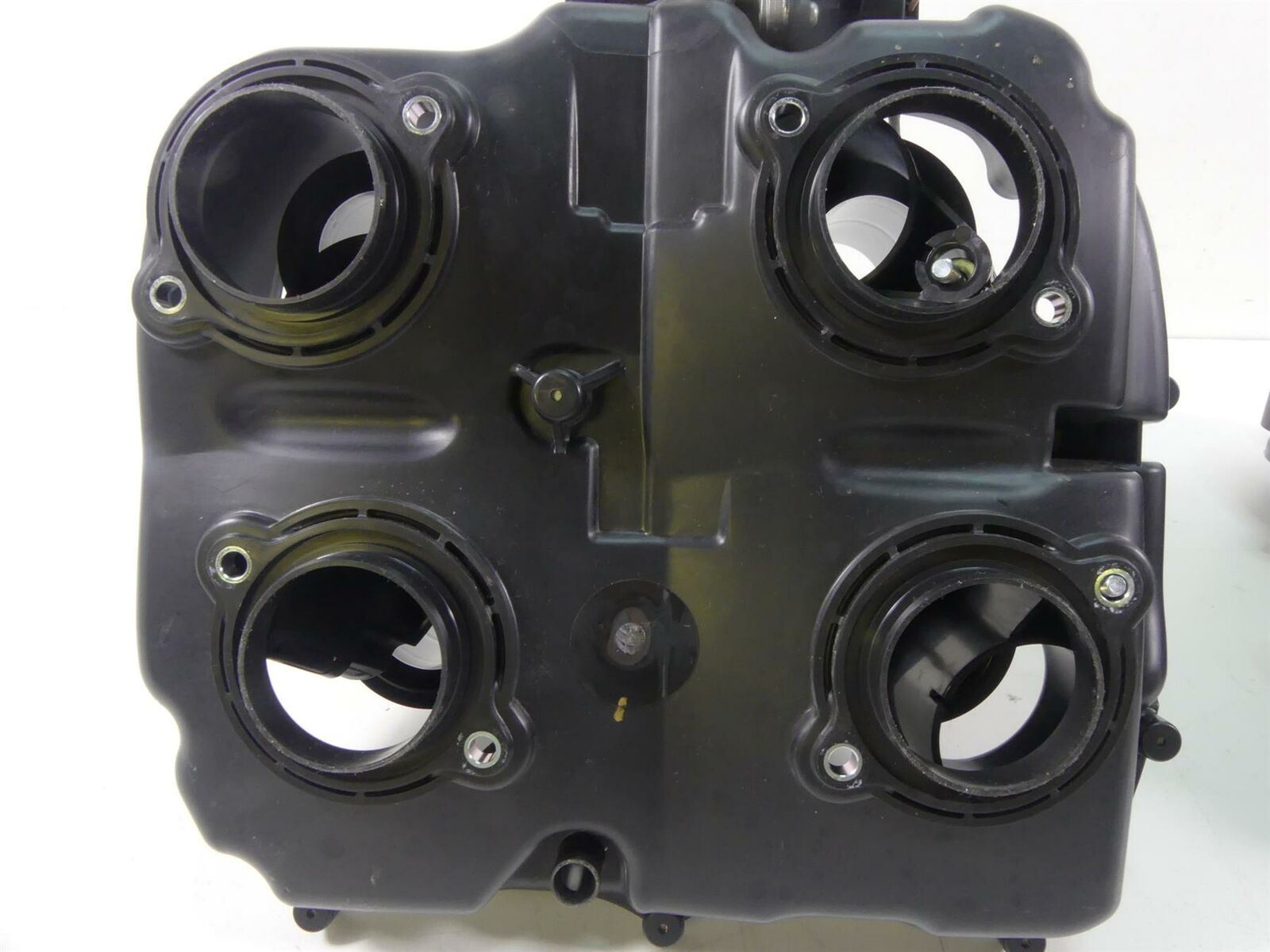 2020 Yamaha VMX17 1700 Air Box Filter Breather Cleaner Set 2S3-14411-00-00 {{ shop.shopifyCountryName }} - Mototech271