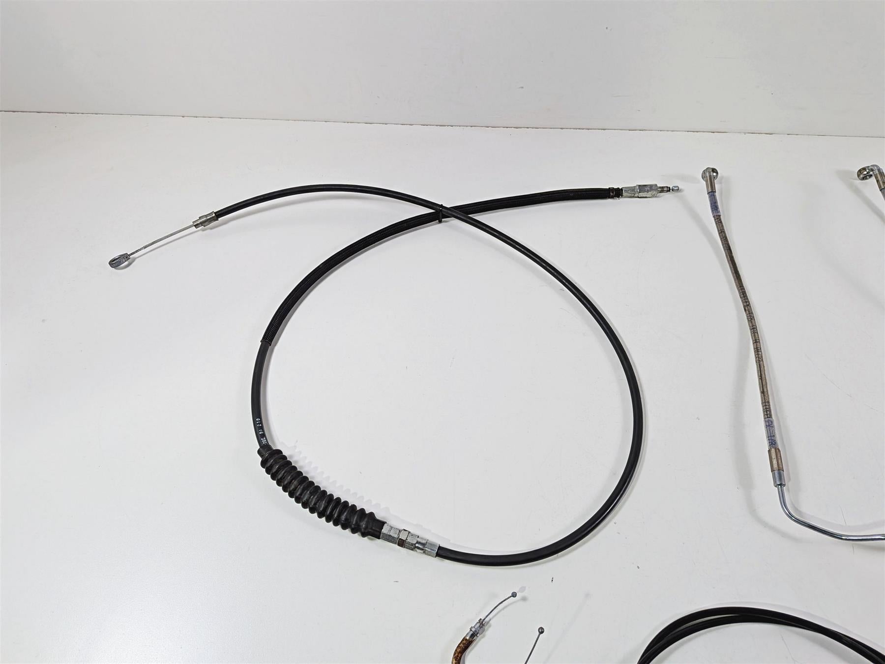 2011 Harley FXDF Dyna Fat Bob 13'' Handle Bar Extended Cable Kit {{ shop.shopifyCountryName }} - Mototech271