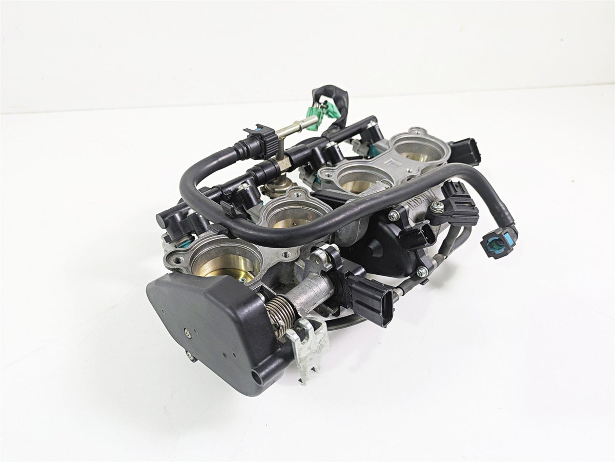 2014 Yamaha YZFR1 R1 RN22 Mikuni Throttle Body Bodies 1KB-13750-00-00 {{ shop.shopifyCountryName }} - Mototech271