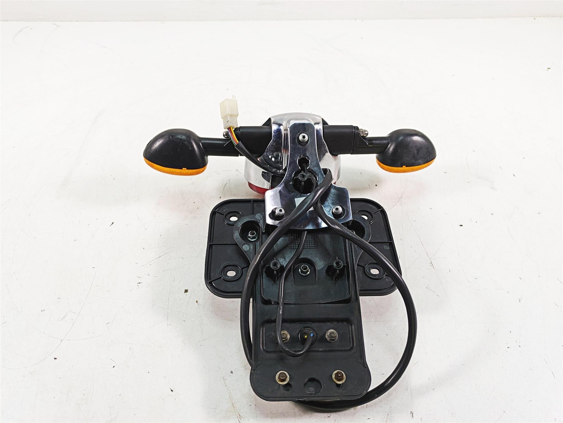 2013 Moto Guzzi V7 750 Stone Taillight Rear Blinker Plate Holder Set 883479 {{ shop.shopifyCountryName }} - Mototech271
