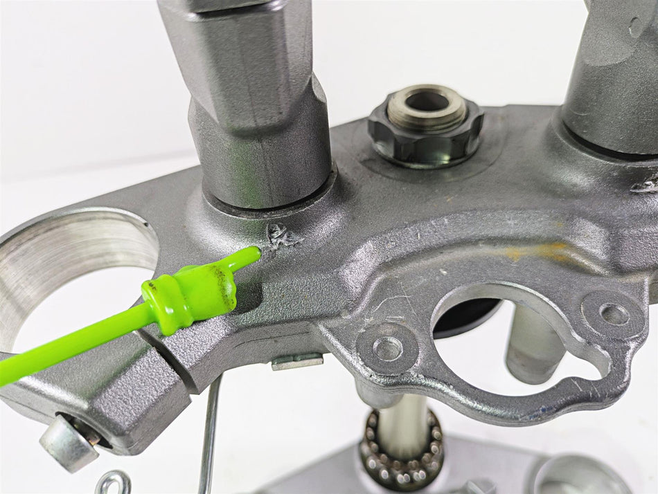 2020 Suzuki V-Strom 1050 XT Upper Lower Triple Tree Set - Read 51310-06L00-QSC {{ shop.shopifyCountryName }} - Mototech271