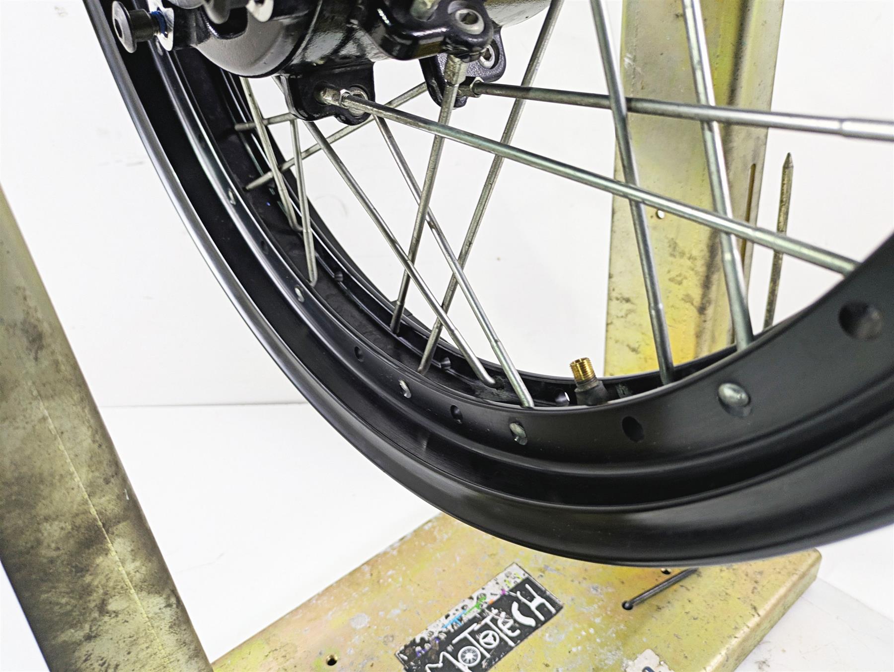 2020 Suzuki V-Strom 1050 XT Straight 19x2.5 Front Wheel Rim 55311-31J00 {{ shop.shopifyCountryName }} - Mototech271