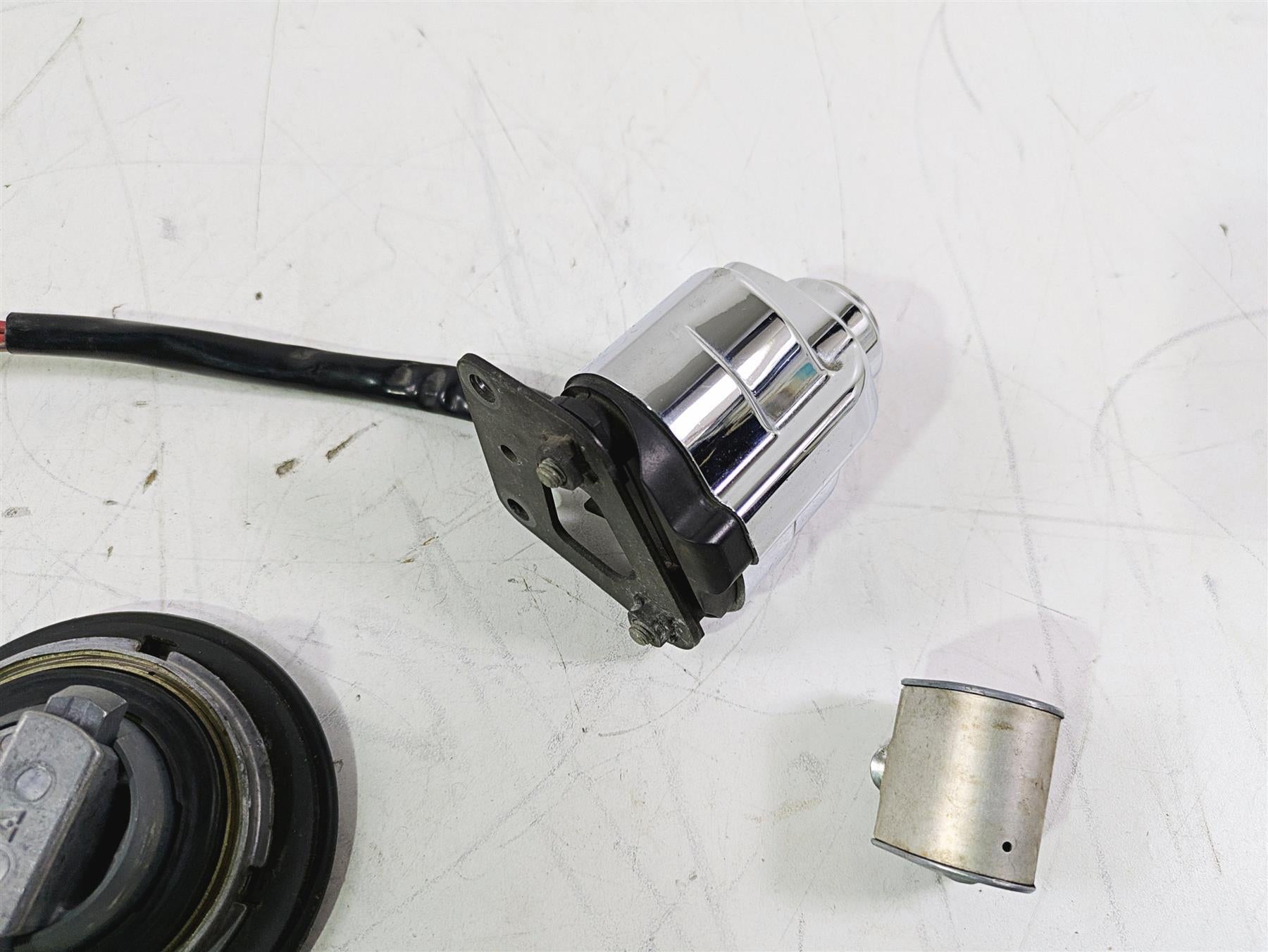 2002 Honda V-Twin VTX1800 C Ignition Switch Key Lock Set READ 35100-MCH-000 {{ shop.shopifyCountryName }} - Mototech271