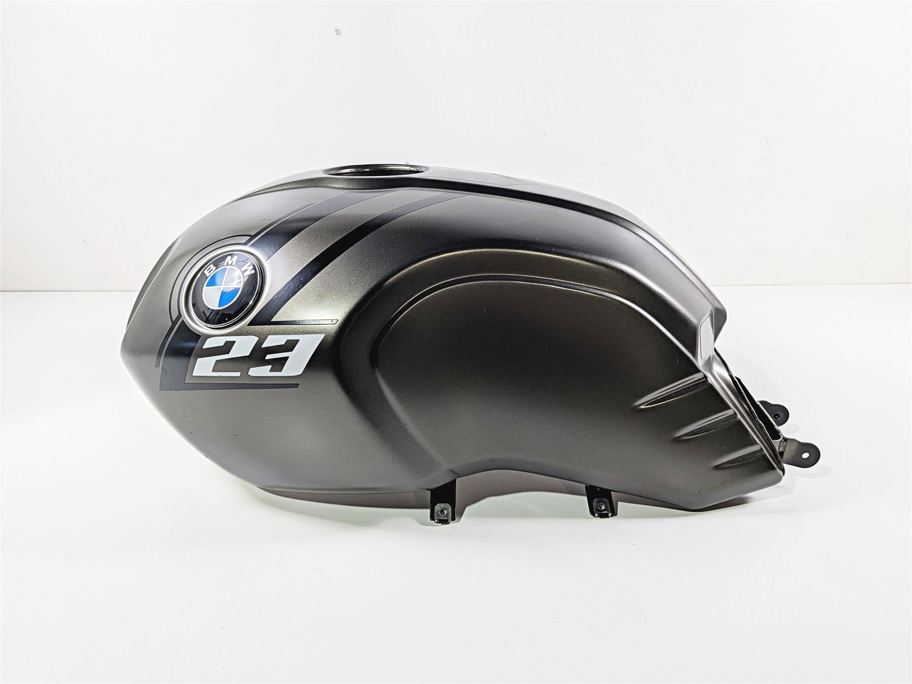 2023 BMW R nineT Scrambler K23 Fuel Gas Petrol Tank Manhattan Metal 16118102317 {{ shop.shopifyCountryName }} - Mototech271