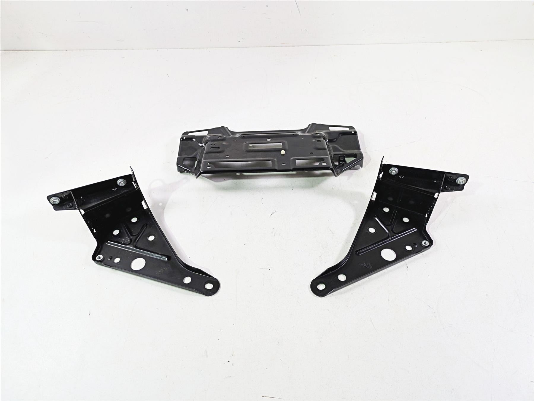 2015 Harley Touring FLHTKL Electra Glide Front Fairing Mount Holder 57000169A {{ shop.shopifyCountryName }} - Mototech271
