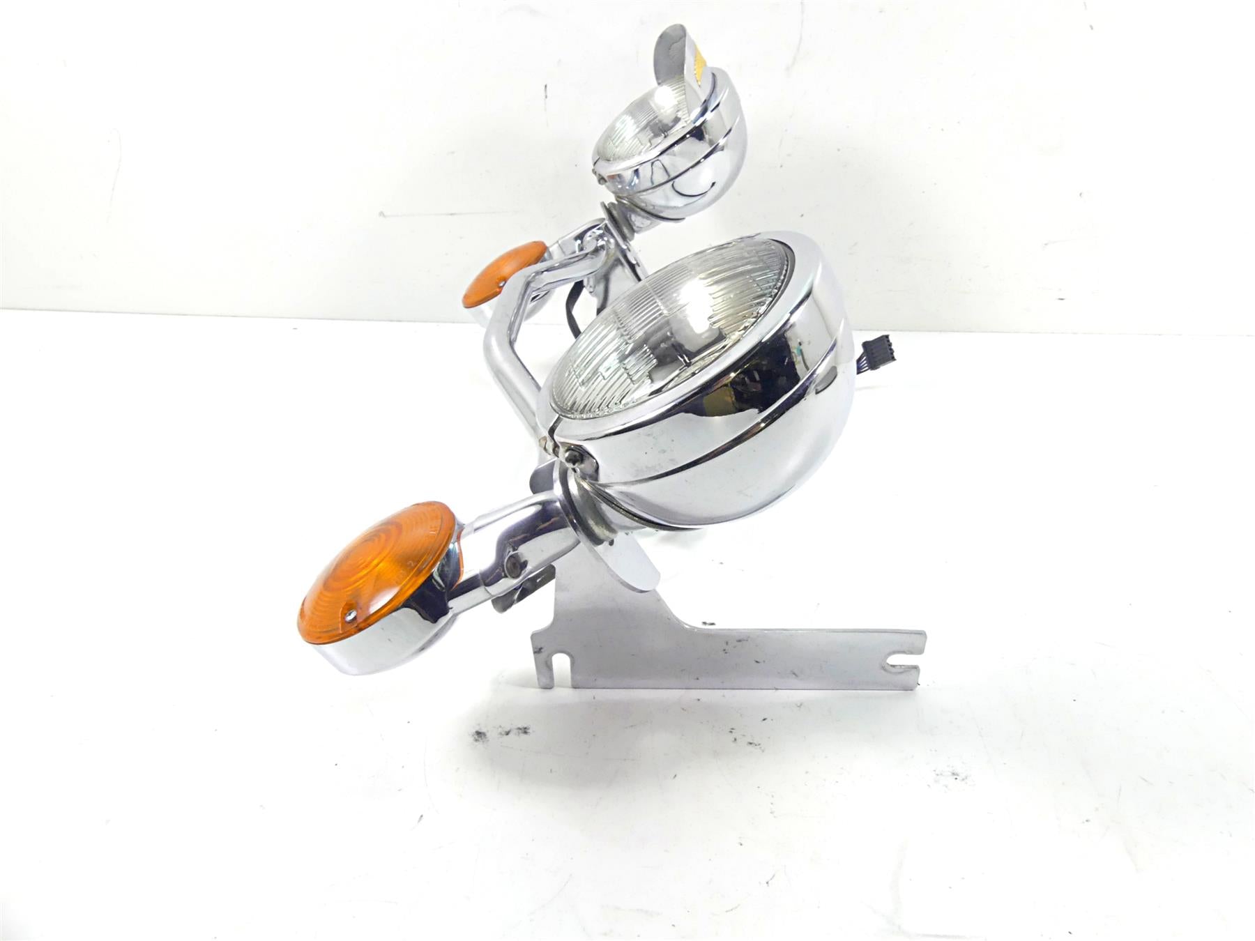2004 Harley Touring FLHTCUI Electra Glide Front Spot Light Blinker Read 68712-94 {{ shop.shopifyCountryName }} - Mototech271