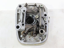 Load image into Gallery viewer, 2004 BMW R1150GS R21 Left Cylinderhead Cylinder Head - Good Compression 7670533
