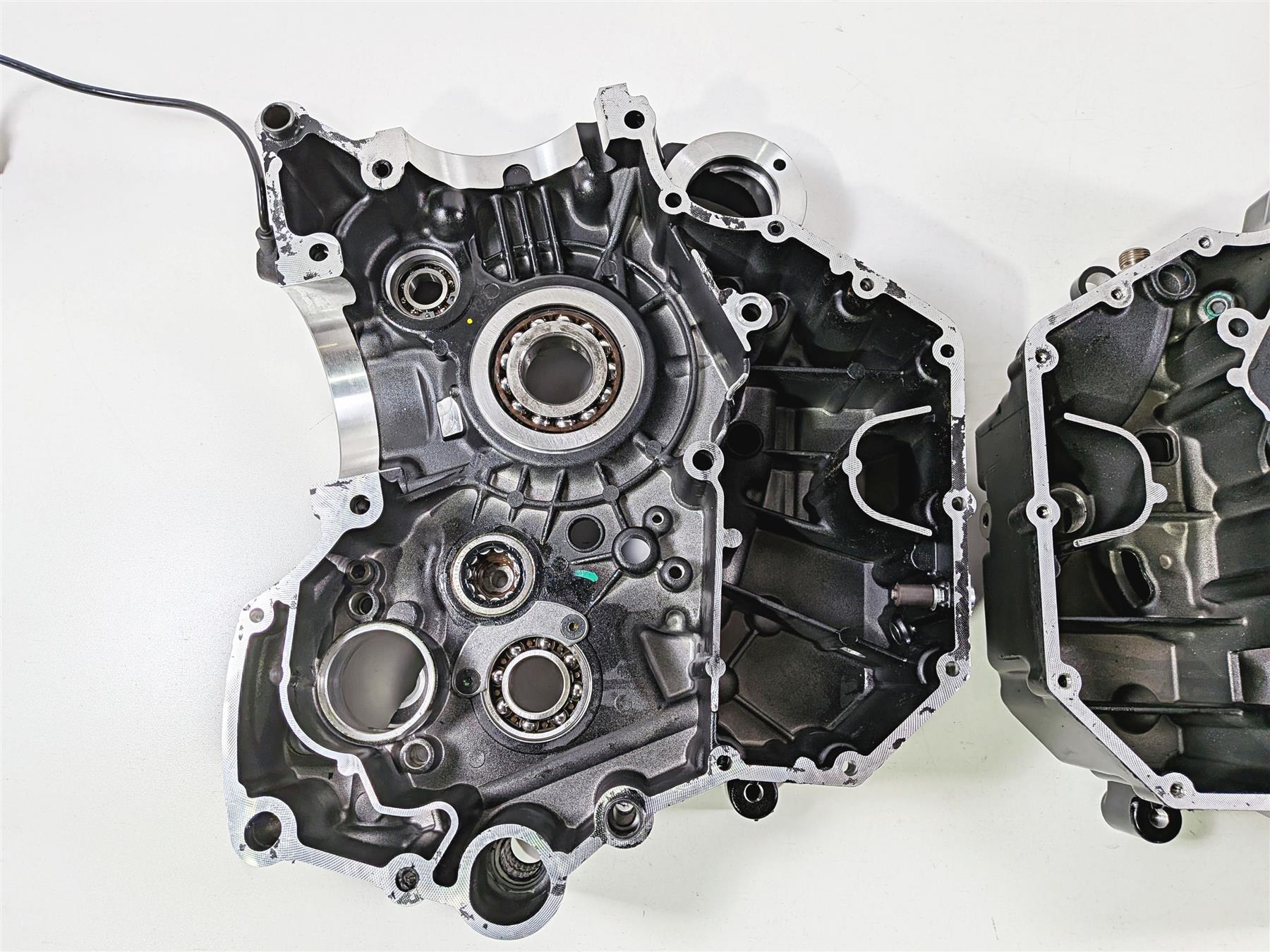 2015 Ducati Scrambler Urban Enduro Crankcase Crank Case Housing Set 22523182B-Mototech271