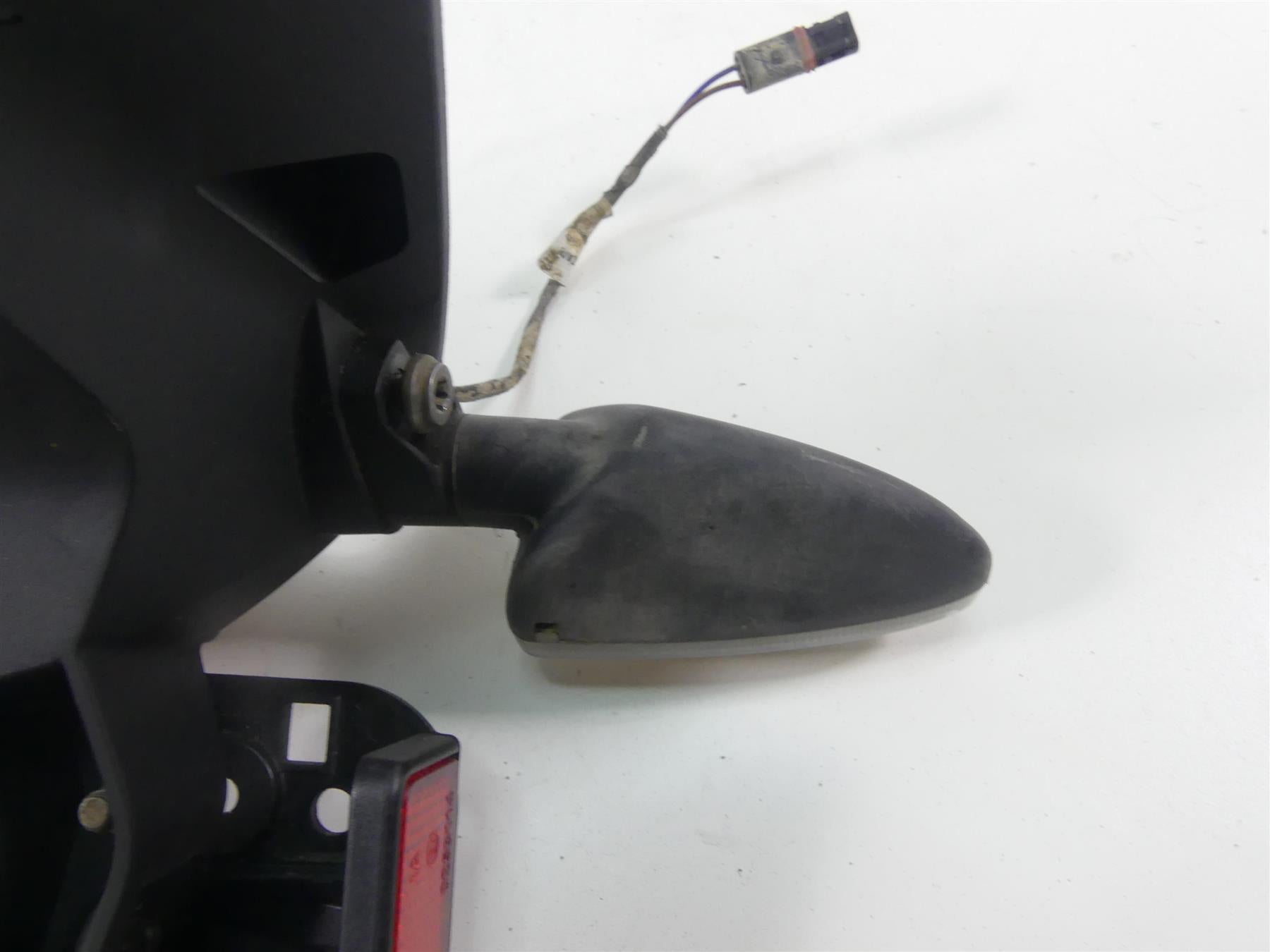 2019 BMW R1250GS K50 Rear Blinker Turn Signal Set 63138534353 63138534352 {{ shop.shopifyCountryName }} - Mototech271