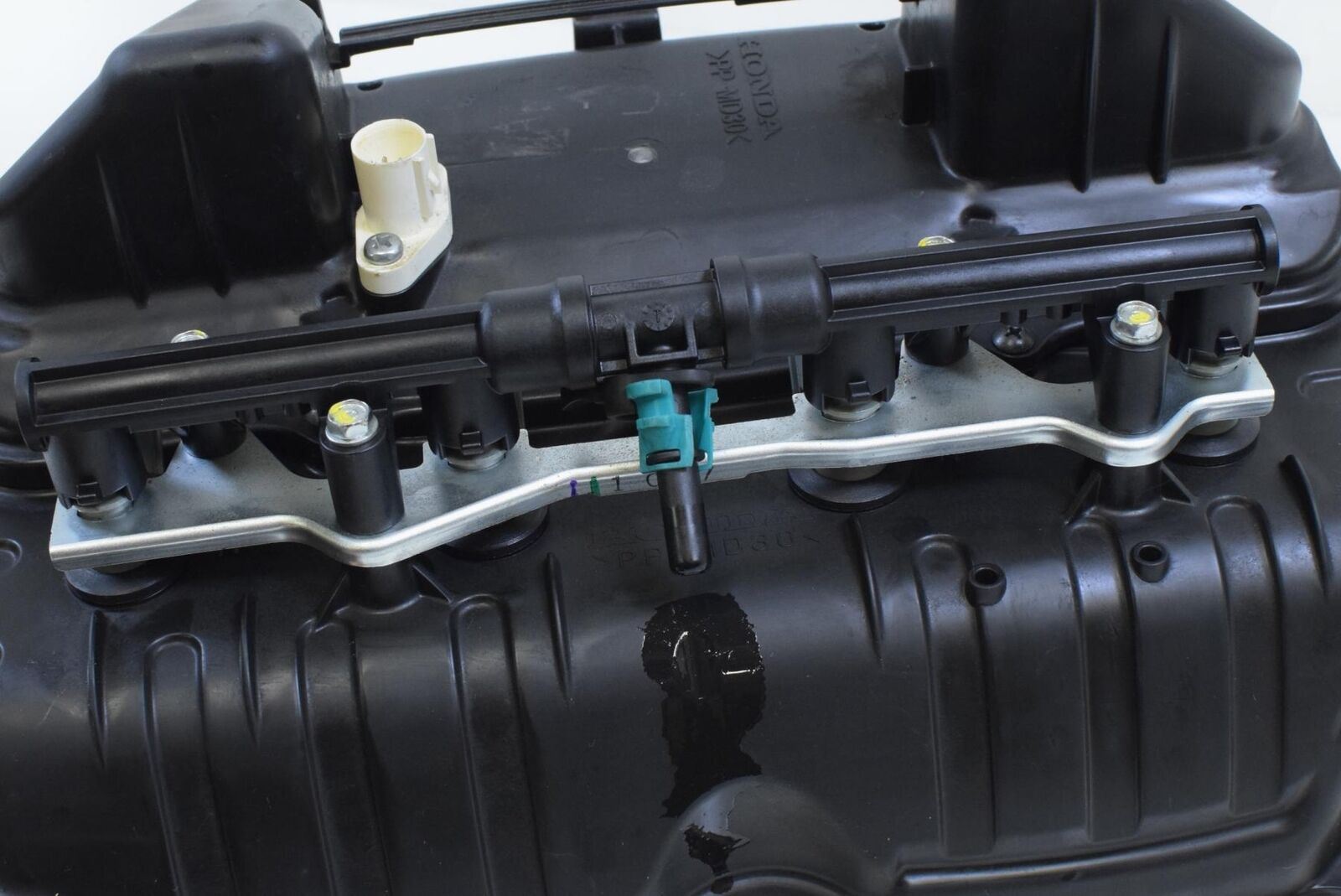2012 Honda CBR600RR CBR600 RR Fuel Injectors Air Box Cleaner Breather 17220-MFJ- {{ shop.shopifyCountryName }} - Mototech271