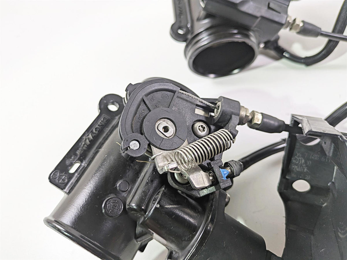 2018 BMW R nineT Urban GS K33 Throttle Body & Junction Set 13547705239 {{ shop.shopifyCountryName }} - Mototech271