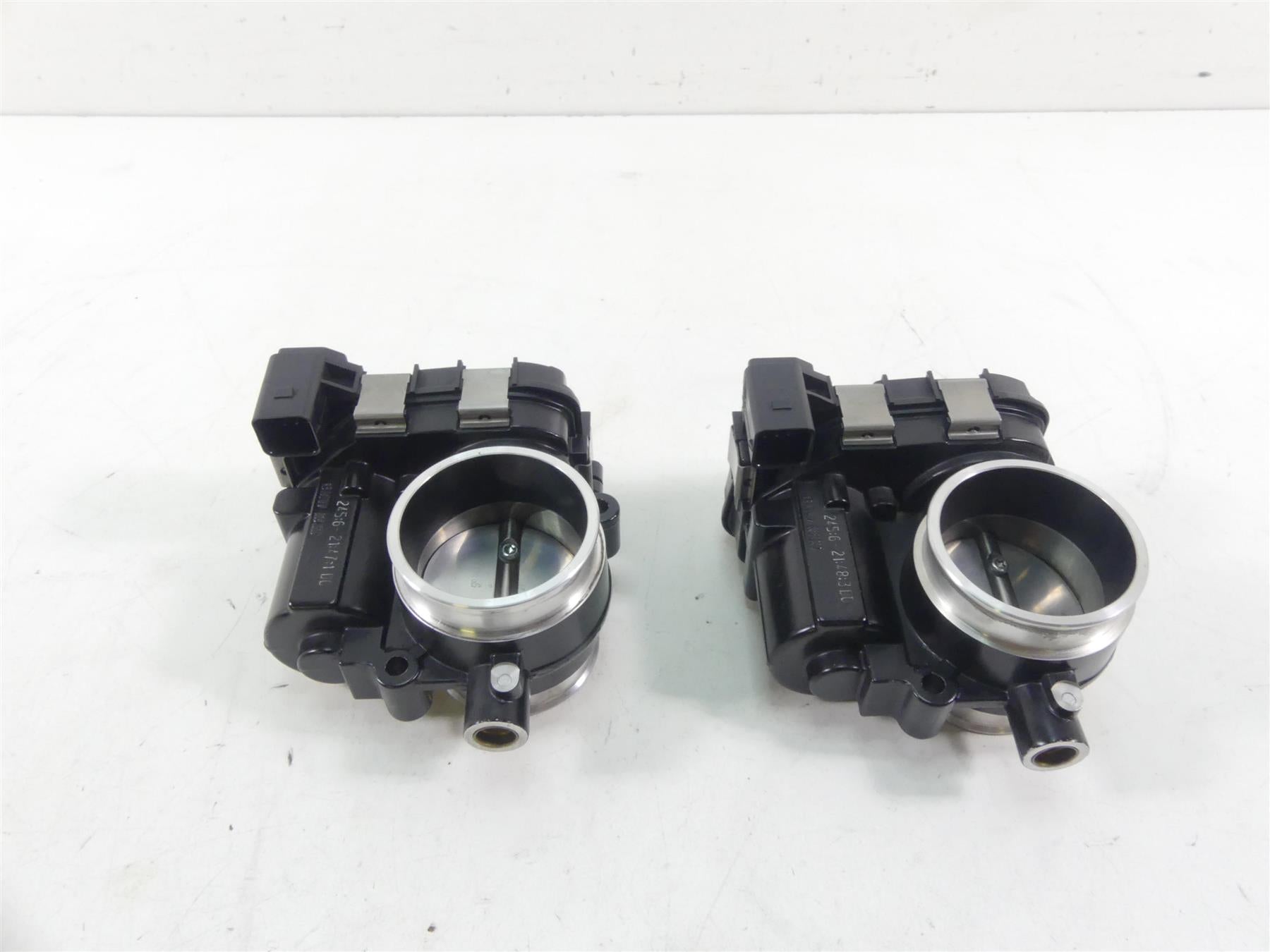 2017 BMW R1200GS GSW K50 Fuel Injection Throttle Body Bodies Set 13548564959 {{ shop.shopifyCountryName }} - Mototech271