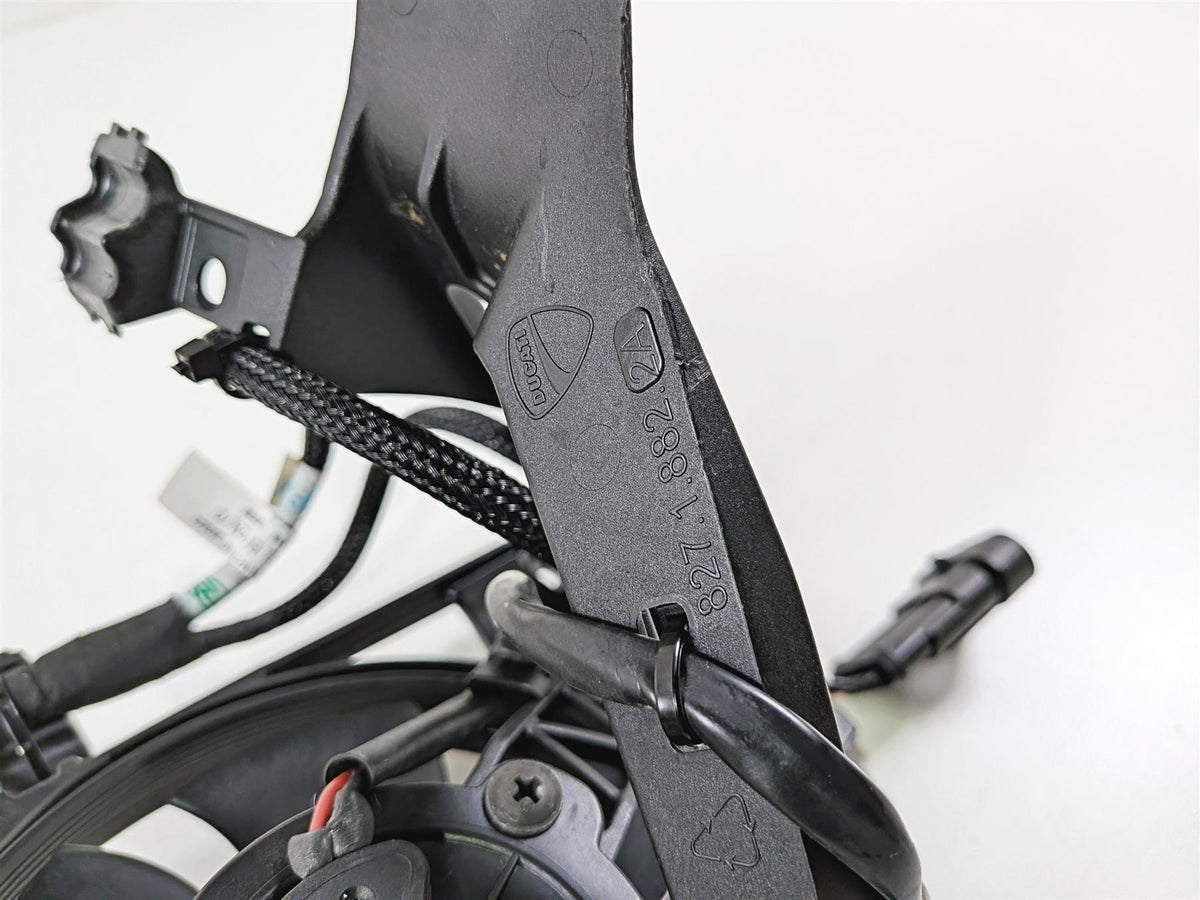2023 Ducati Streetfighter V4 Radiator Fan & Mount 82718832A 55020331A 55020321A-Mototech271