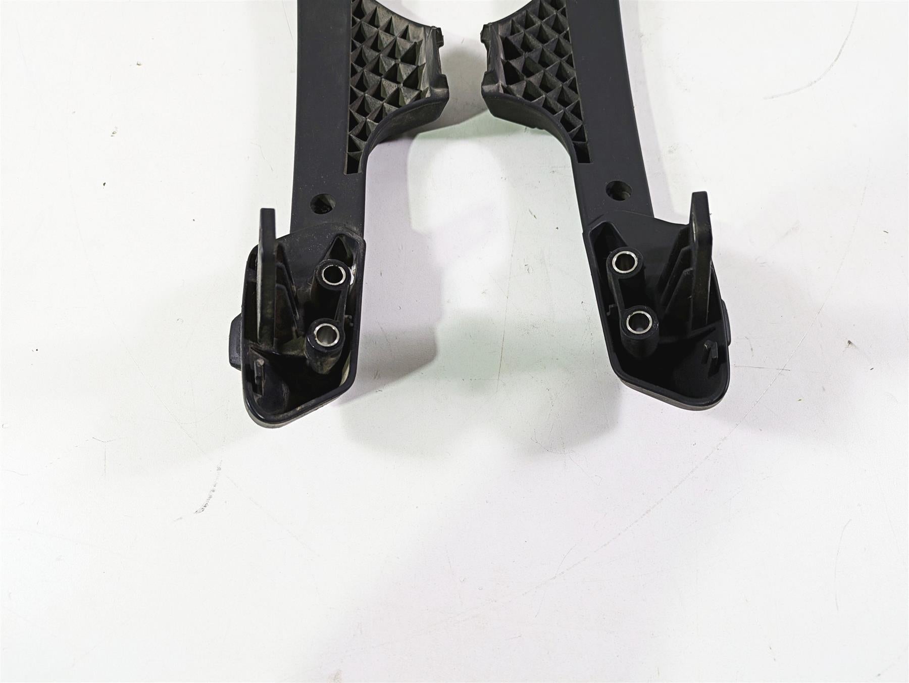 2012 BMW R1200R K27 Saddlebag Holder Luggage Rack Set 46547698887 46547698888 {{ shop.shopifyCountryName }} - Mototech271