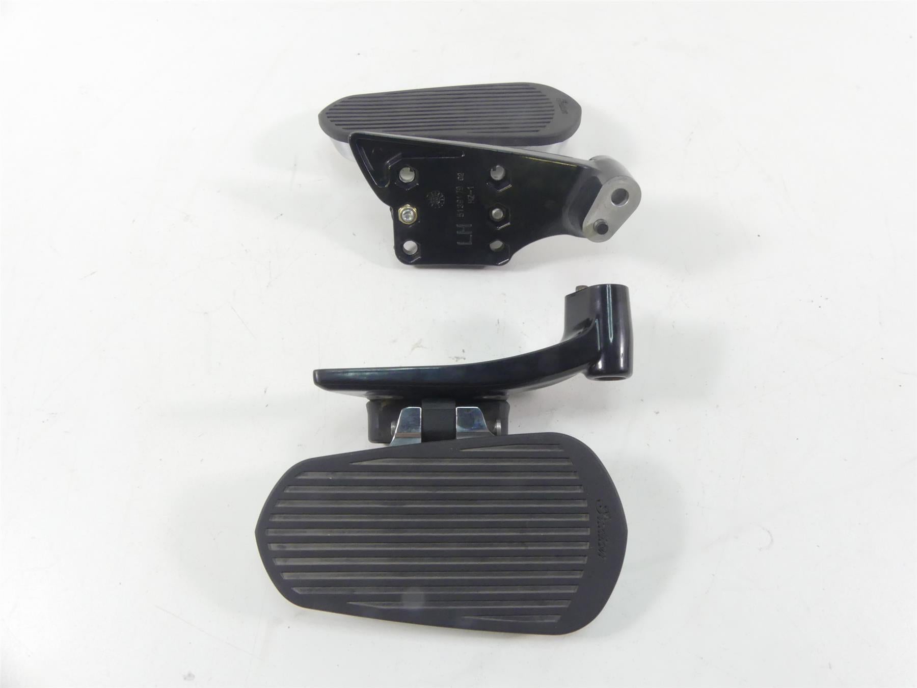2020 Indian Roadmaster Nice Rear Passenger Floor Board Set 5139676 5139675 {{ shop.shopifyCountryName }} - Mototech271