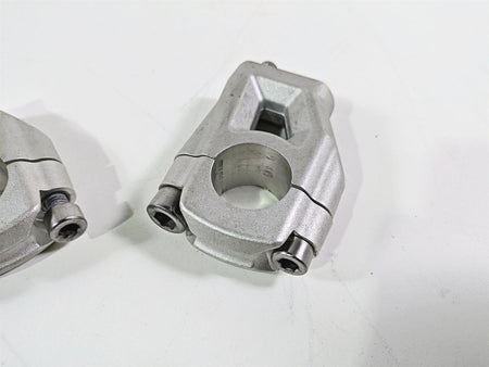 2015 Triumph Tiger Explorer XC Oem Handlebar Riser Holder Set T2040813 {{ shop.shopifyCountryName }} - Mototech271