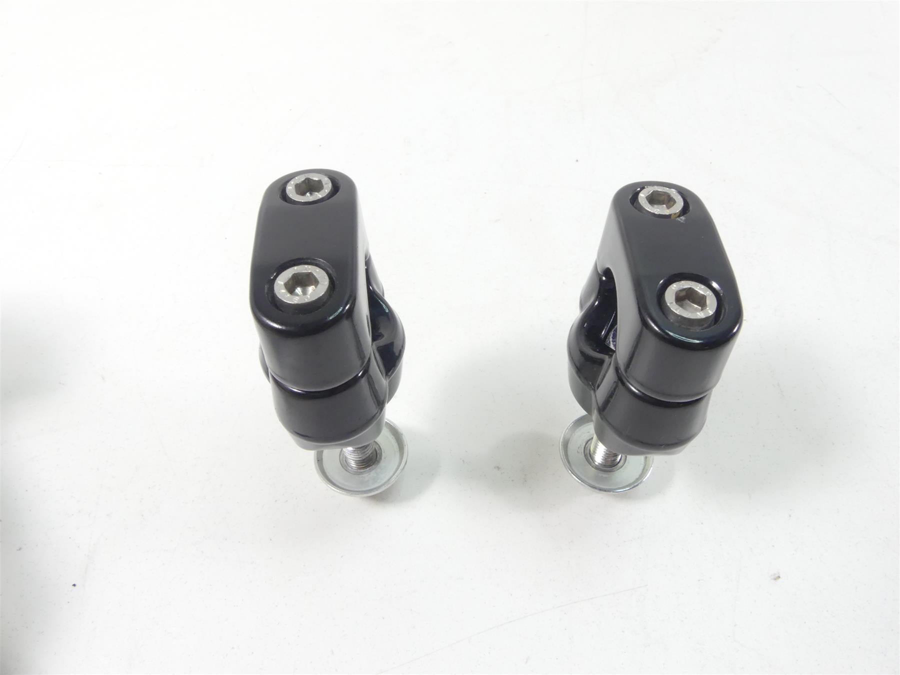 2019 Moto Guzzi V7 III Stone 750 Handlebar Holder Clamp Riser Set 2B004080 {{ shop.shopifyCountryName }} - Mototech271