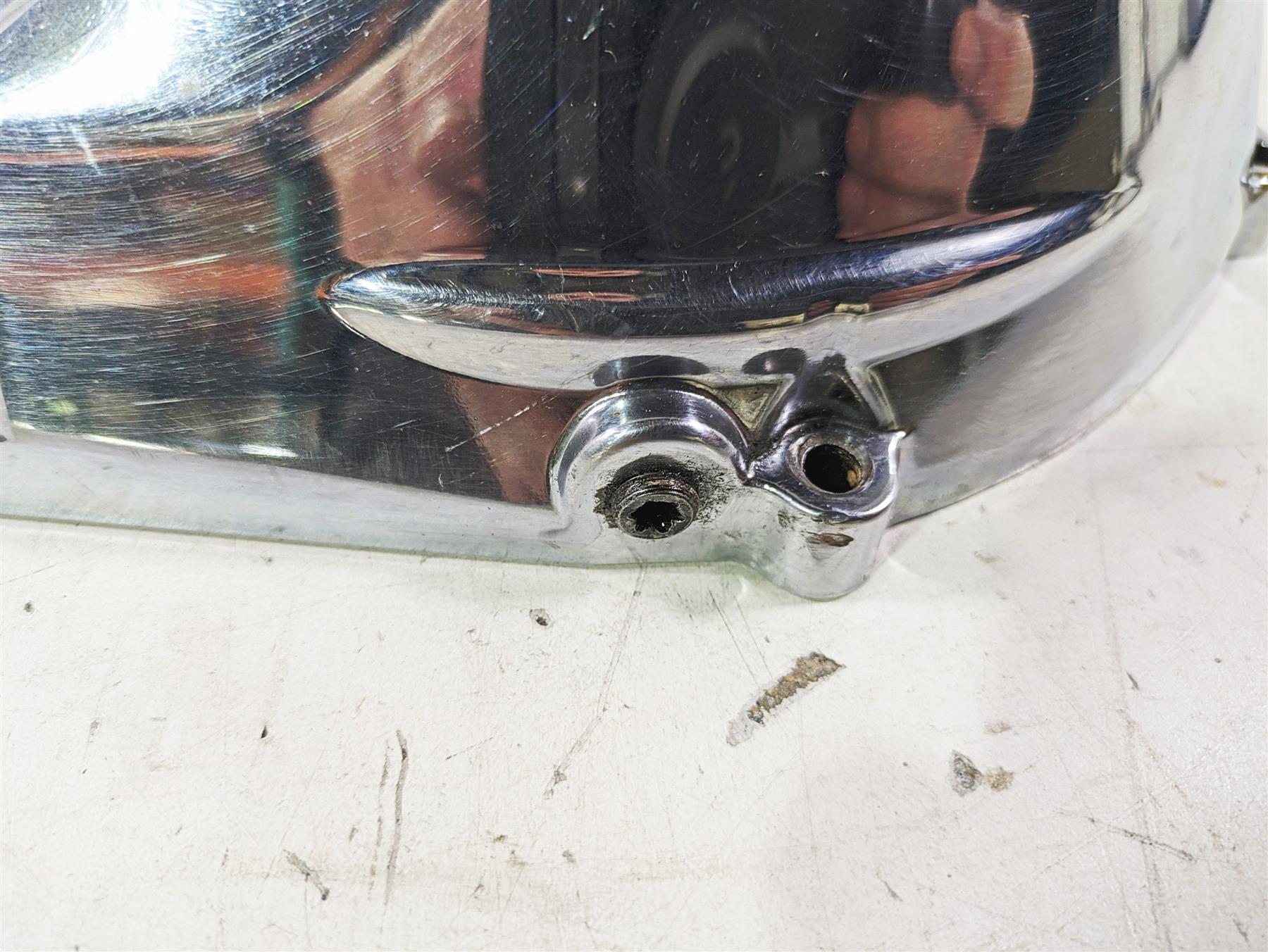 2002 Harley FLSTC Softail Heritage Classic Outer Primary Clutch Cover 60506-99 {{ shop.shopifyCountryName }} - Mototech271