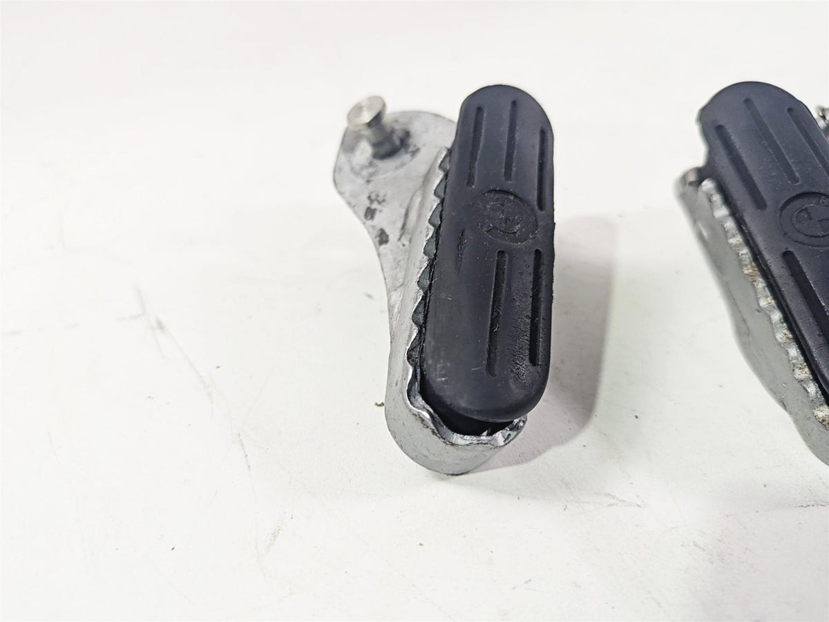2010 BMW R1200GS K25 Front Footpeg Foot Peg Rest Set 46717729281 46717729282 {{ shop.shopifyCountryName }} - Mototech271