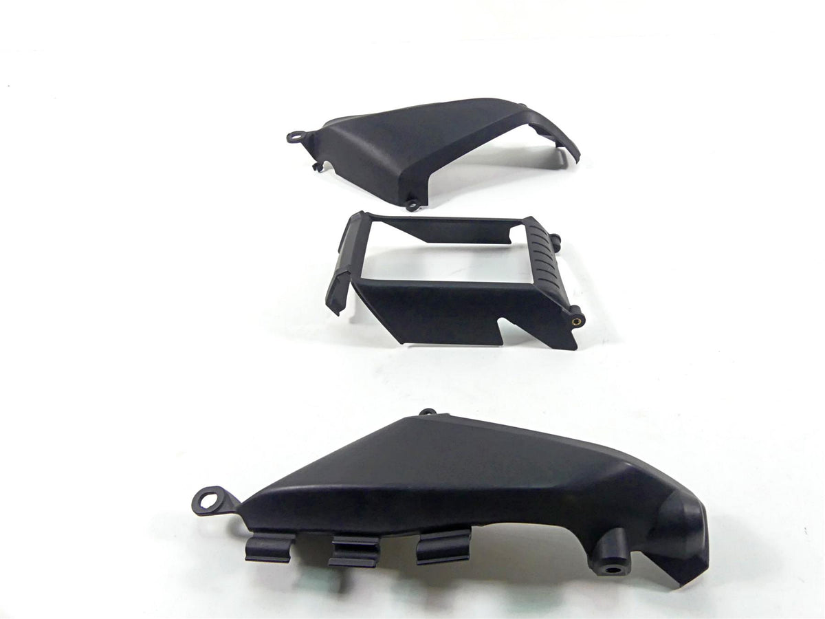 2012 Ducati Monster 1100 EVO Oil Cooler Cover Fairing Set 48410701A {{ shop.shopifyCountryName }} - Mototech271