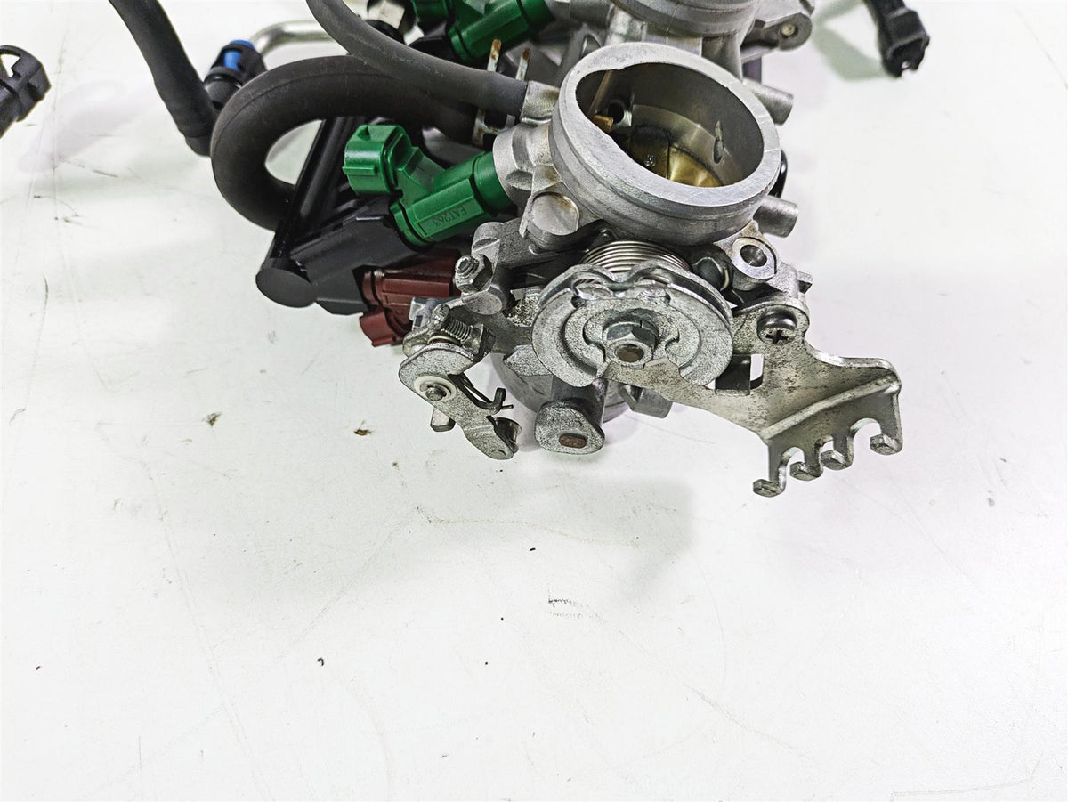 2008 Suzuki GSXR600 Mikuni Throttle Bodies Body Set 14K Tested 3406-37H01 {{ shop.shopifyCountryName }} - Mototech271