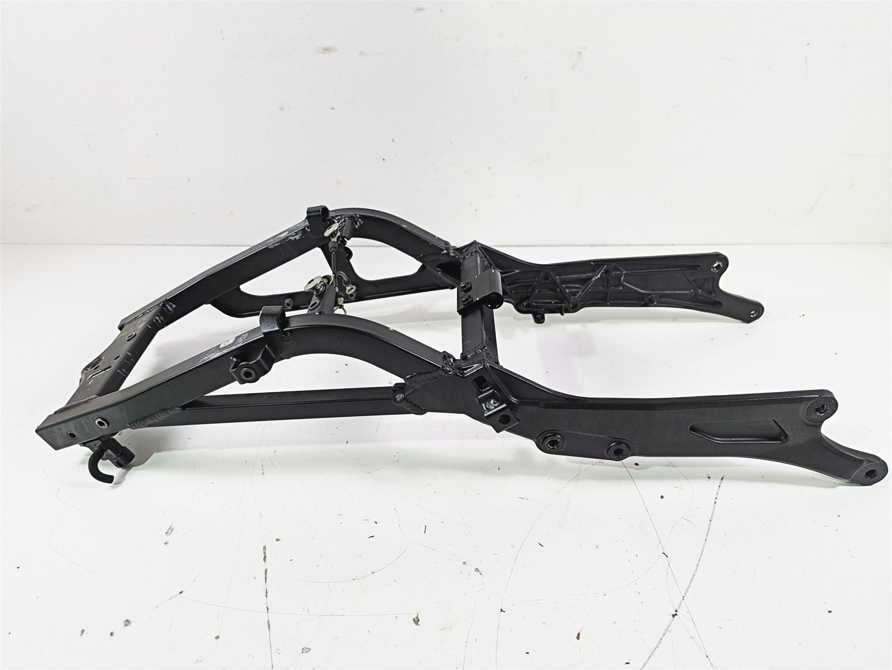 2005 Kawasaki ZX12R Ninja Straight Rear Subframe Sub Frame 32160