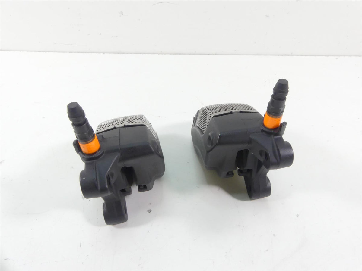 2012 Harley Touring FLHX Street Glide Front Brake Caliper Set 43027-08 44023-08 {{ shop.shopifyCountryName }} - Mototech271