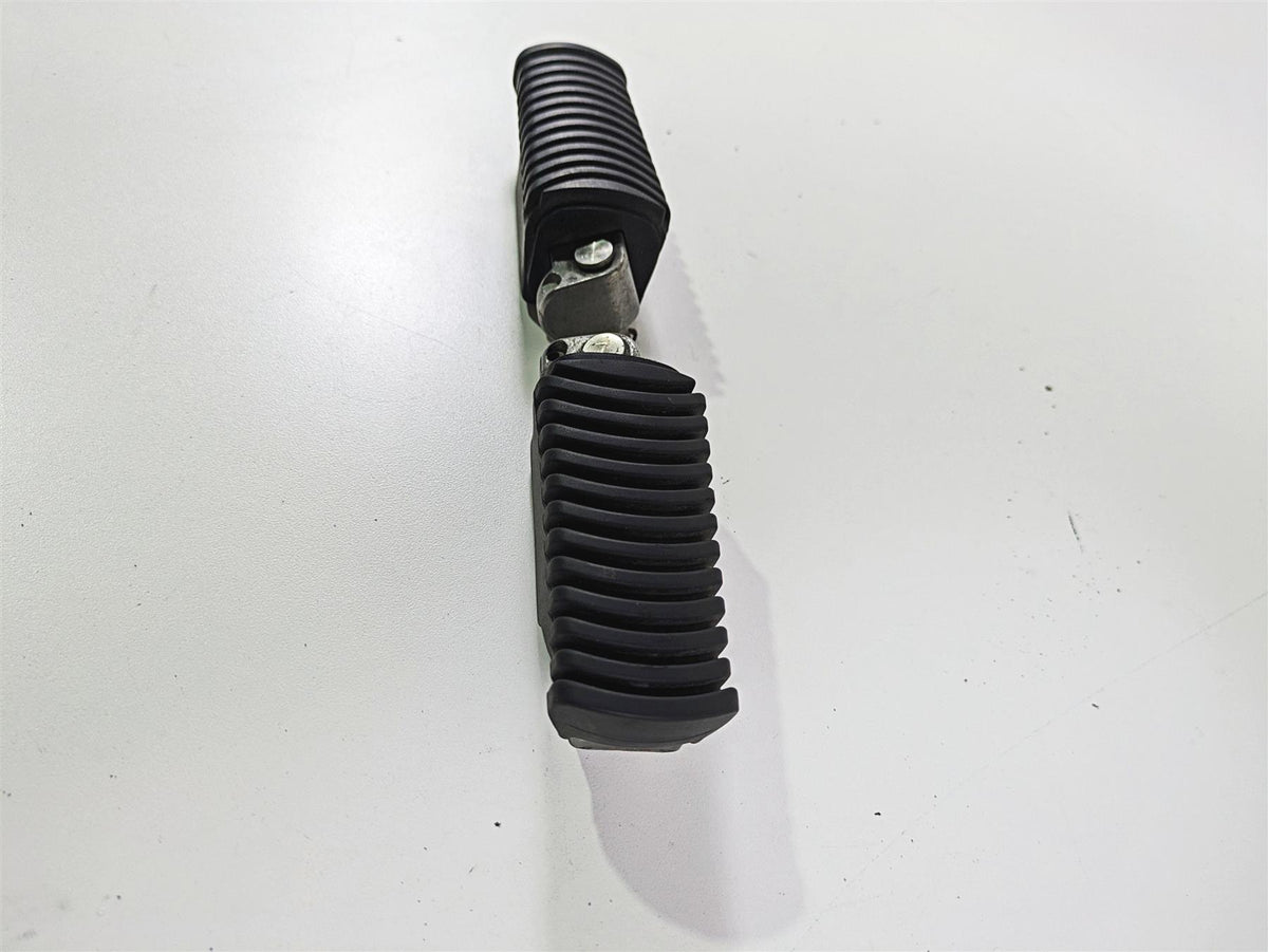 2006 BMW R1200GS K255 Adv Rear Passenger Footpeg Foot Peg Set - Read 46717664225 {{ shop.shopifyCountryName }} - Mototech271