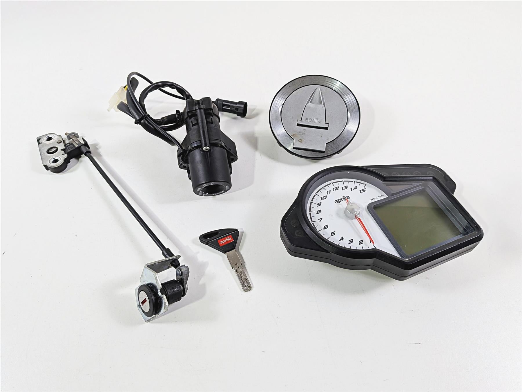 2016 Aprilia RSV 1100 Tuono V4 Factory Gauge Ignition Switch Set 2D000145 {{ shop.shopifyCountryName }} - Mototech271