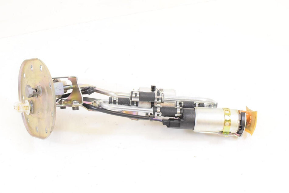 2013 Triumph 1215 Trophy SE Fuel Gas Petrol Pump T2400352 {{ shop.shopifyCountryName }} - Mototech271