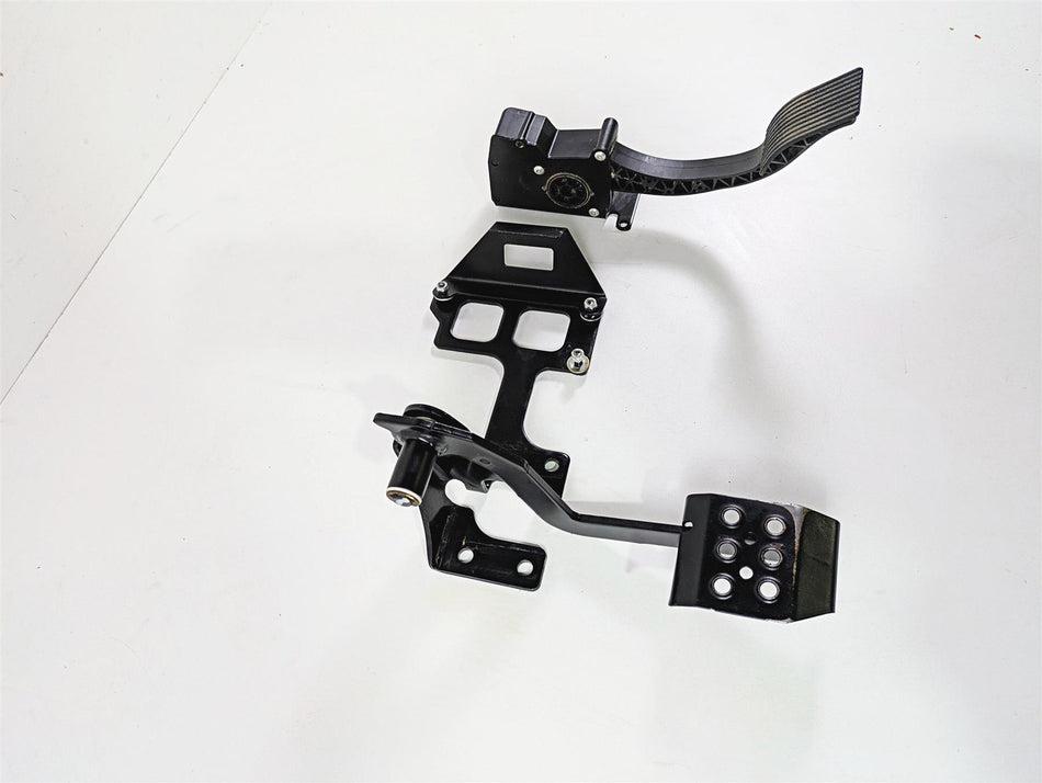 2019 Polaris RZR XP 1000 Highlifter Brake & Accelerate Pedal Set 1019105 1027413 {{ shop.shopifyCountryName }} - Mototech271