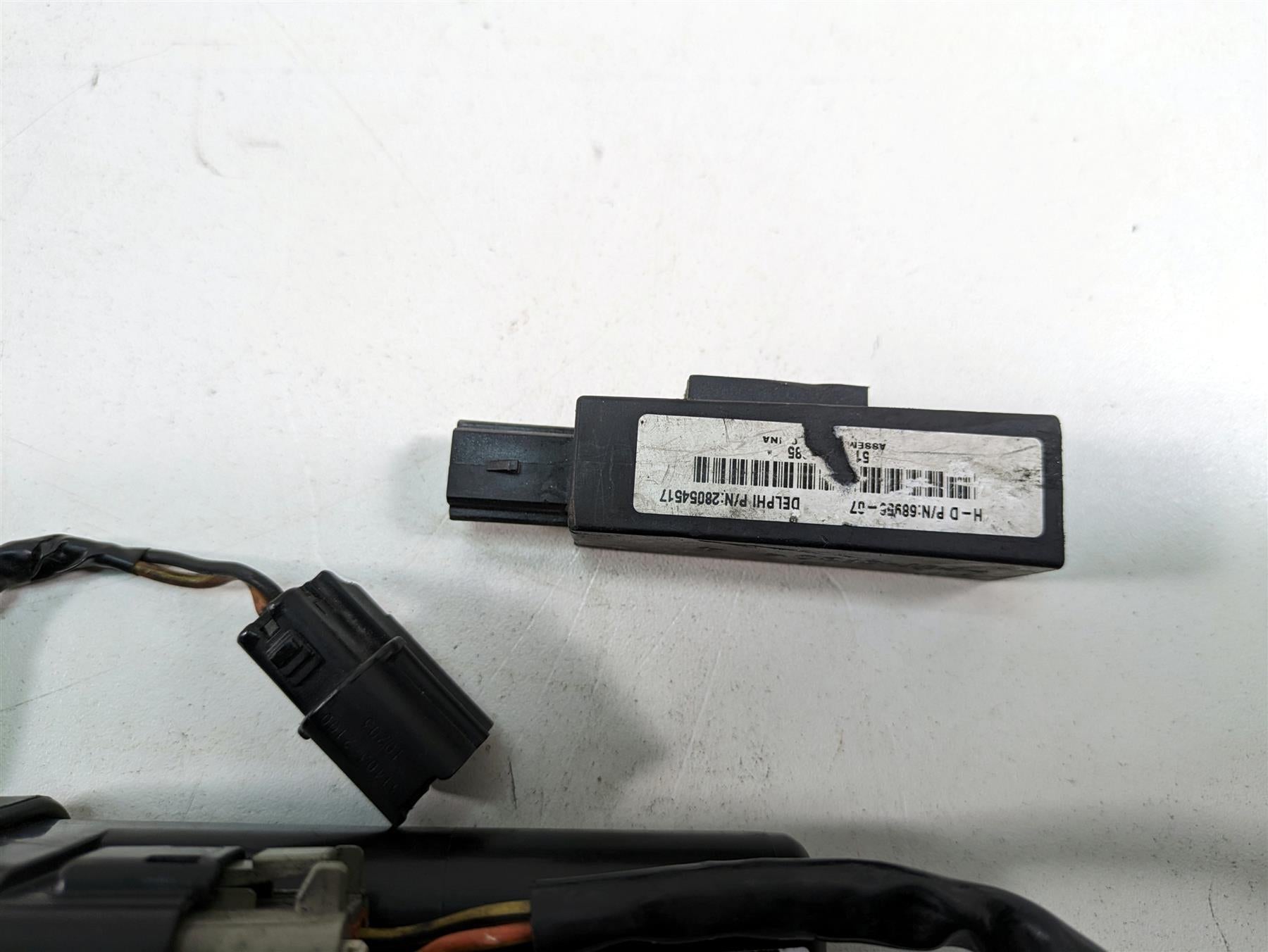 2011 Harley Touring FLTRU Road Glide Tssm Security Module Fob Set 68925-07 {{ shop.shopifyCountryName }} - Mototech271