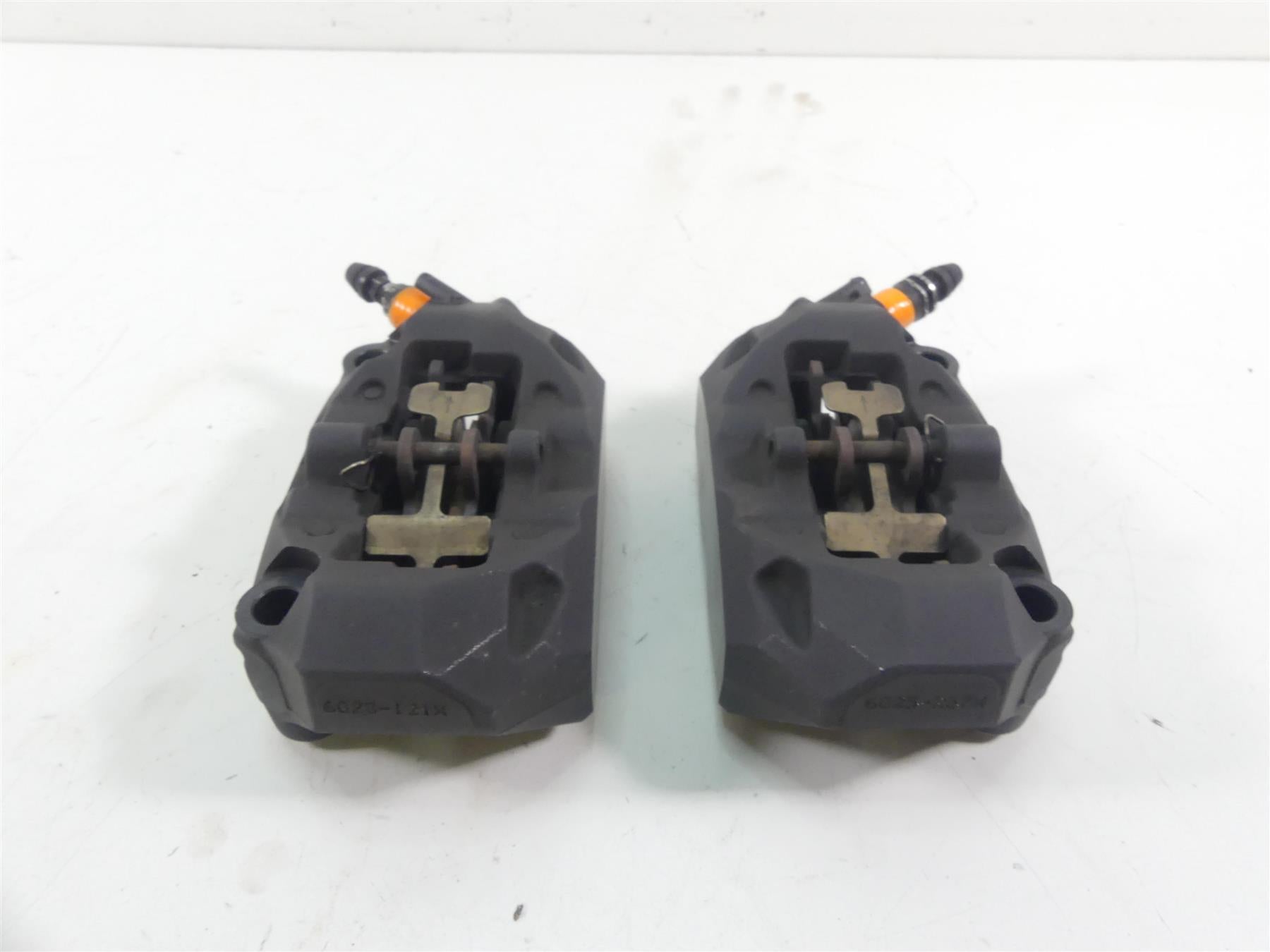 2017 BMW R1200GS GSW K50 Front Brembo Brake Caliper Set 34118556205 34118556206 {{ shop.shopifyCountryName }} - Mototech271