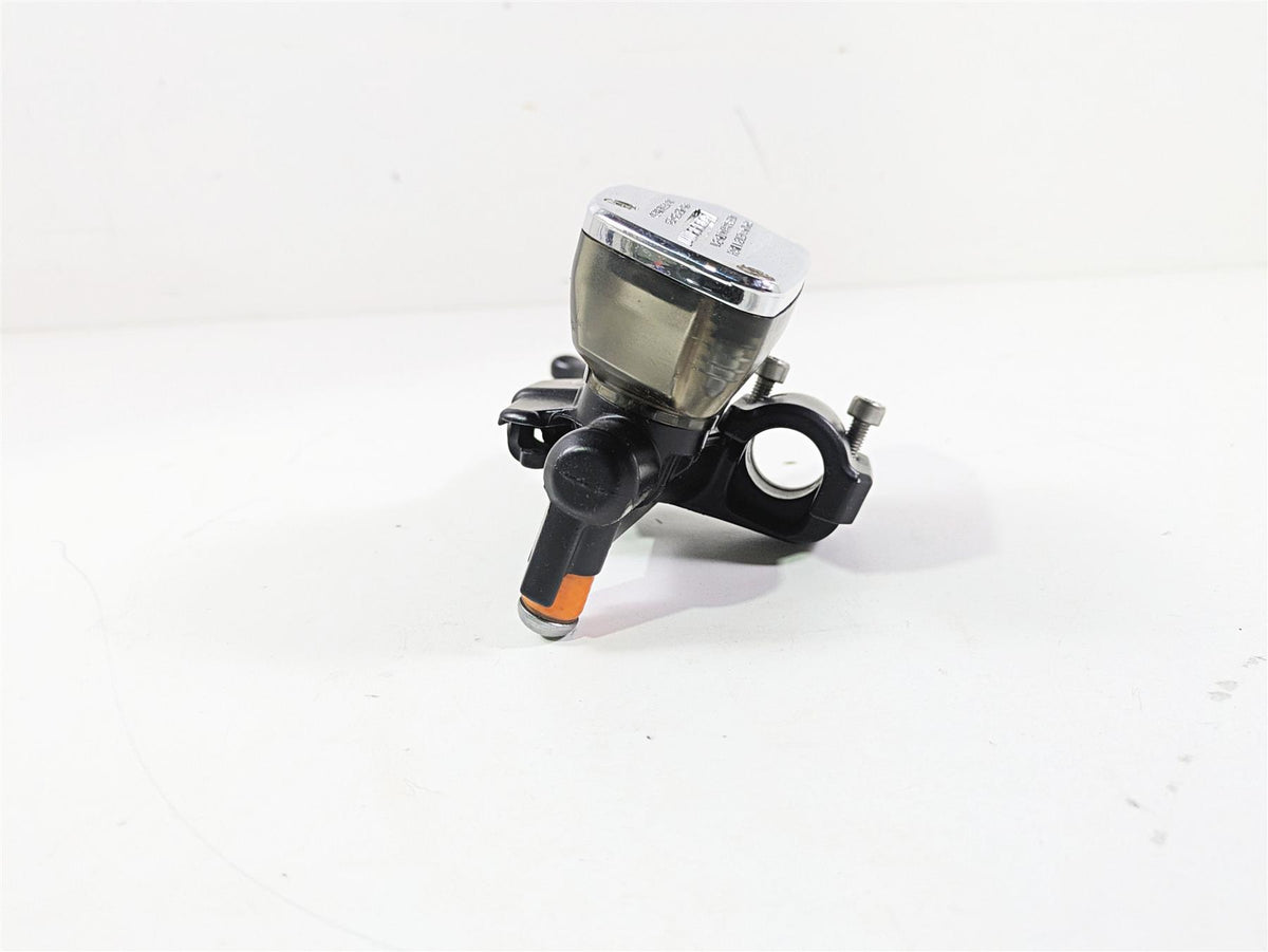 2014 BMW K1600 GTL K48 Front Brake Master Cylinder 32728528286 32728530049 {{ shop.shopifyCountryName }} - Mototech271