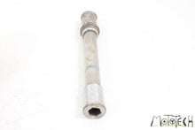 Load image into Gallery viewer, 2005 Kawasaki ZZR1200 ZX1200 Front Axle Spindle 41068-1327
