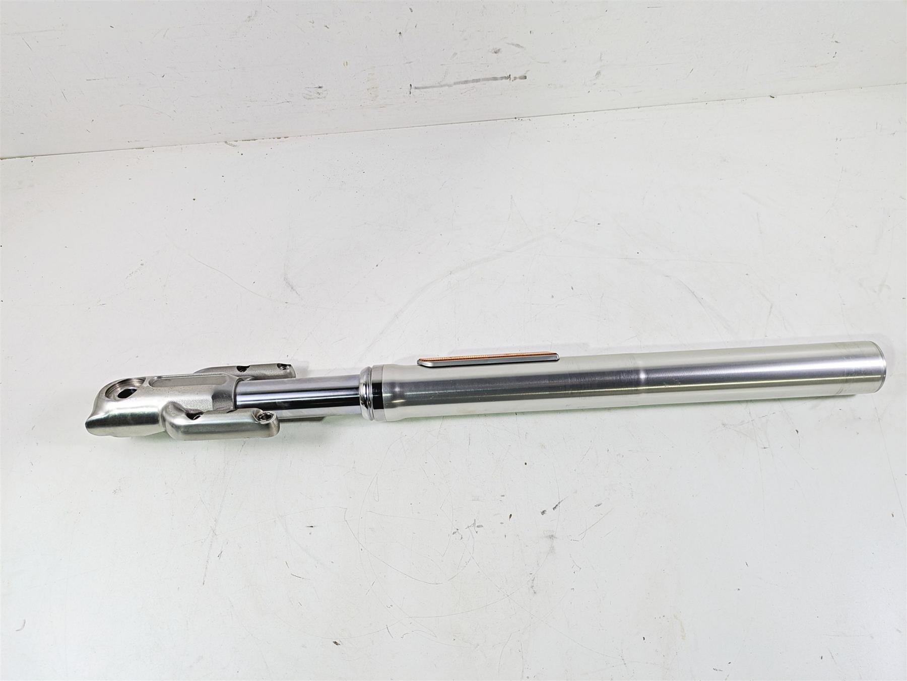 2013 Harley VRSCF Muscle Rod Showa Straight Left Front Fork Suspension 48700-09 {{ shop.shopifyCountryName }} - Mototech271