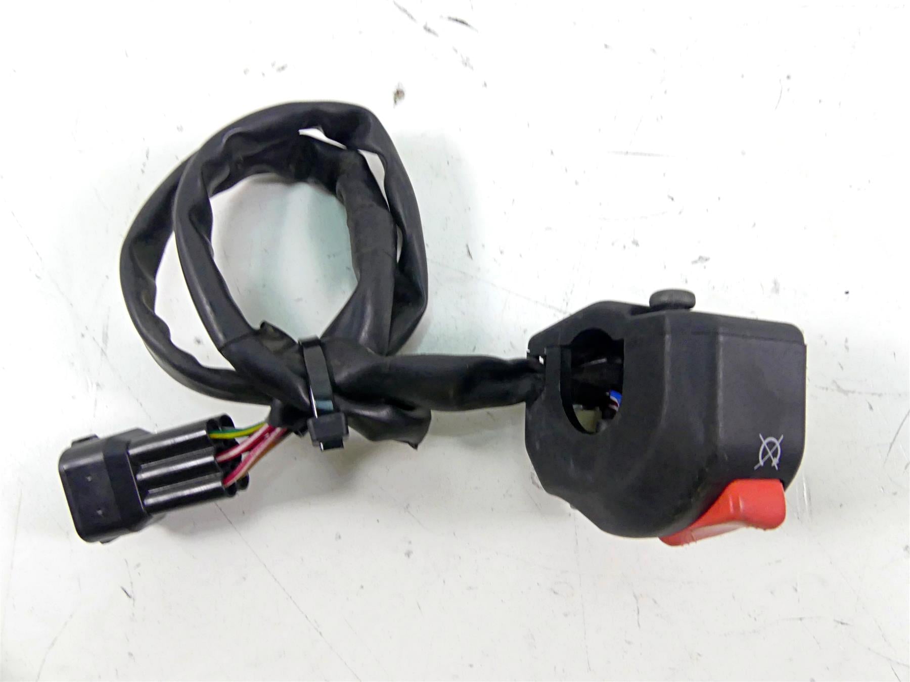 2010 Kawasaki ZX1400 ZX14 R Ninja Right Hand Start Control Switch 46091-0145 {{ shop.shopifyCountryName }} - Mototech271