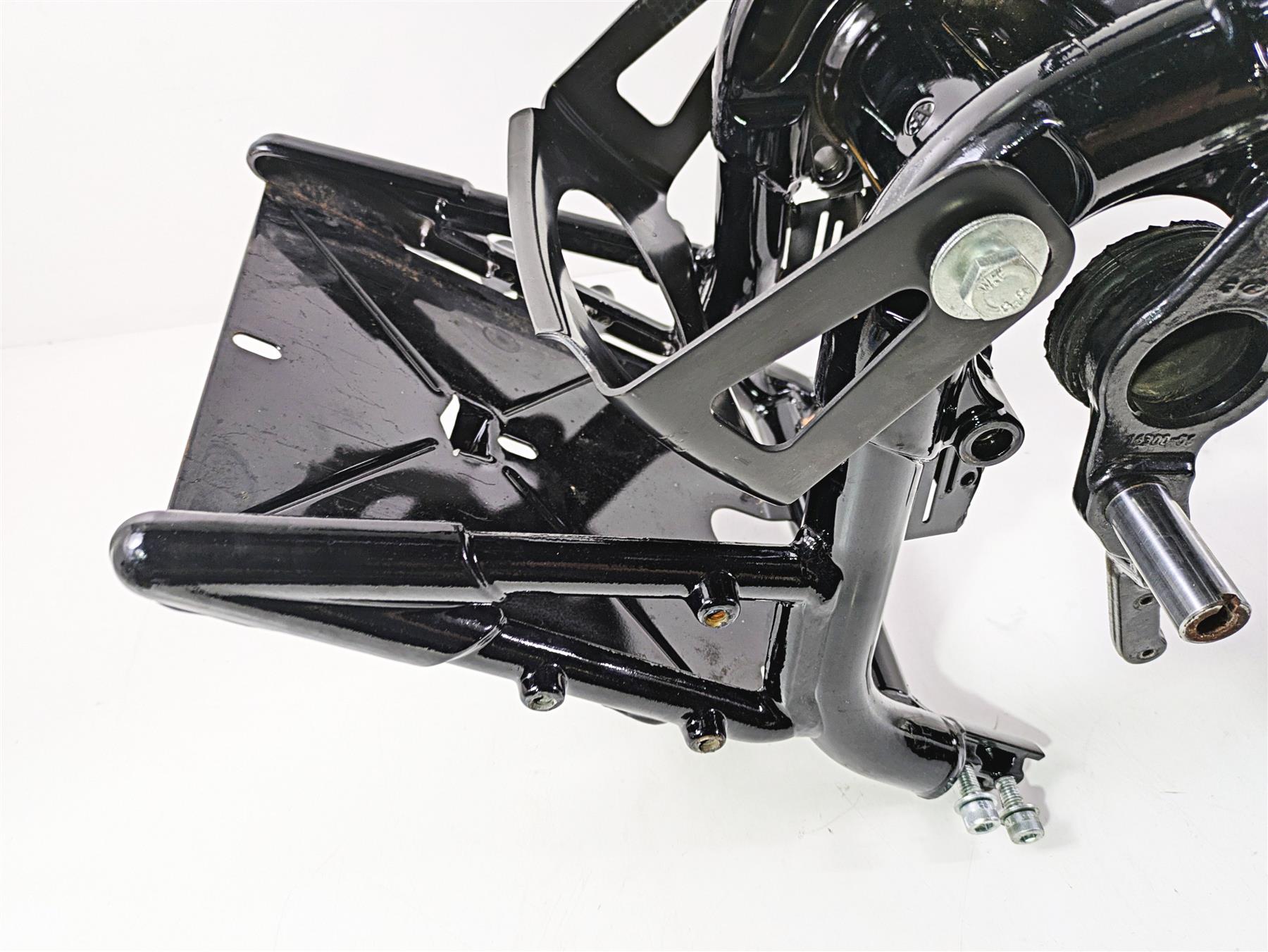 2006 Harley VRSCR Street V-Rod Straight Main Frame Chassis With Clean Ohio Title 48204-08 {{ shop.shopifyCountryName }} - Mototech271