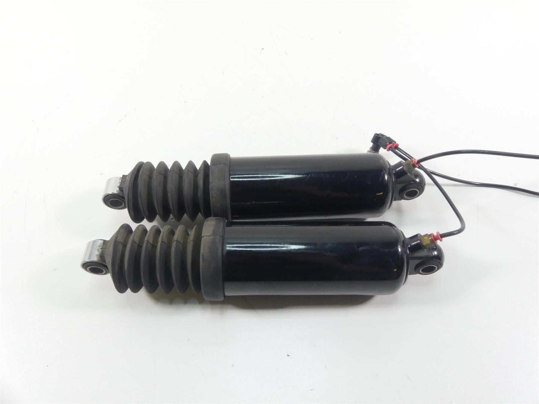 2013 Harley Touring FLHX Street Glide Rear 12" Air Ride Shock Set 54662-09 {{ shop.shopifyCountryName }} - Mototech271
