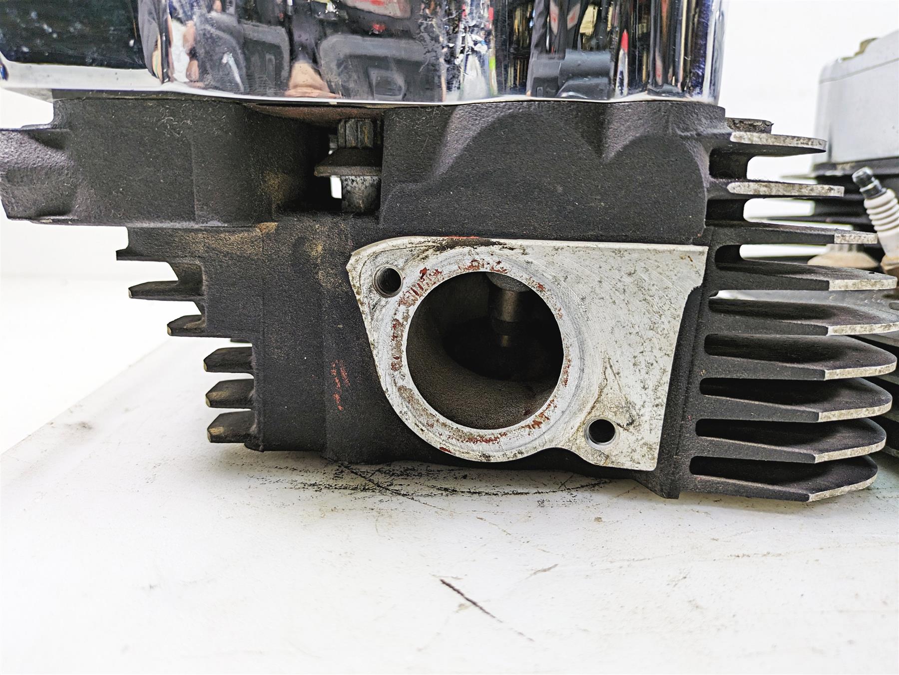 1999 Harley Touring FLHTC Electra Glide Cylinder Head Set For Parts 16722-99 {{ shop.shopifyCountryName }} - Mototech271